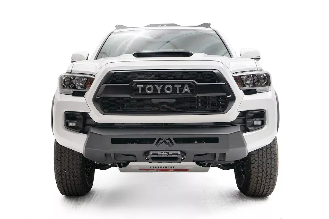 1-Piece Bumper Steel Fab Fours Hidden Winch TT16-N3651-1