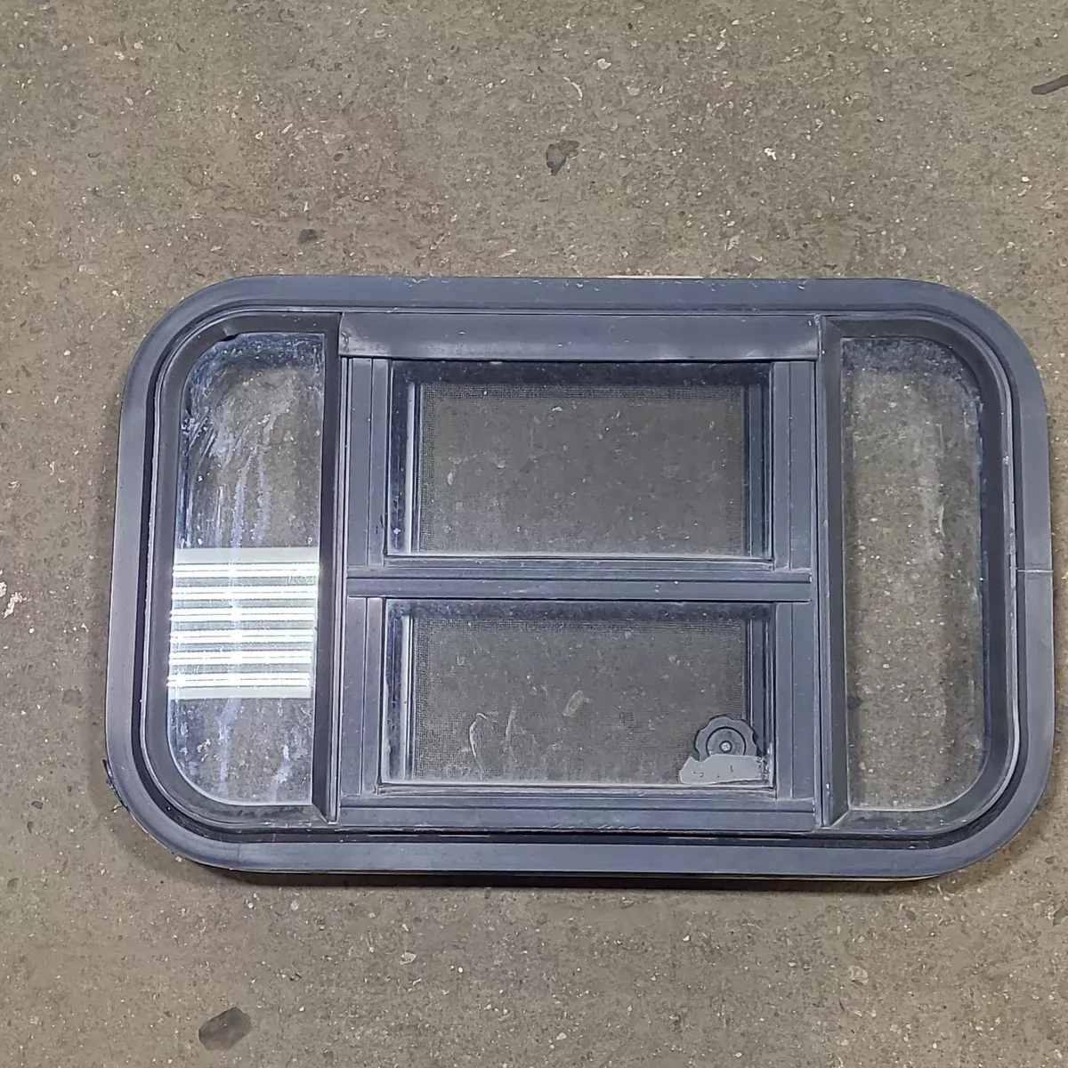 Black Radius Opening Window : 23 1/4″ W X 14 1/4″ H X 2″ D