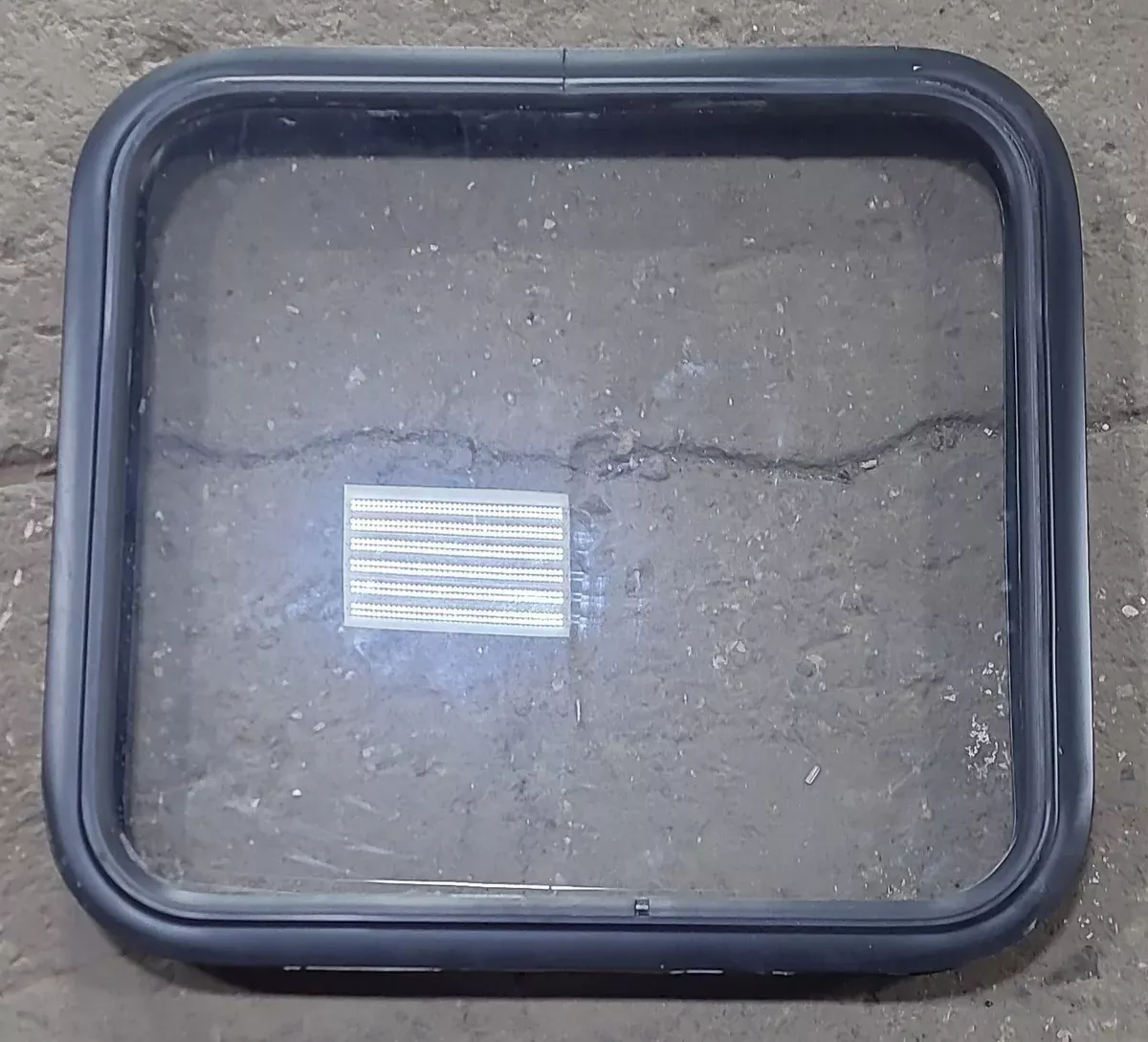 Used Black Radius Non Opening Window : 23 1/2″ W x 21 1/2″ H x 1 7/8″ D