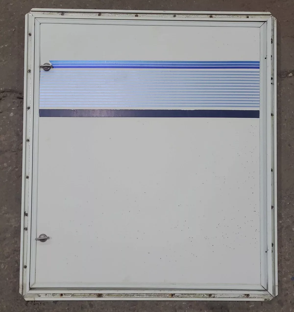 Used Square Cornered Cargo Door 29 1/4″ H x 25 1/4″ W